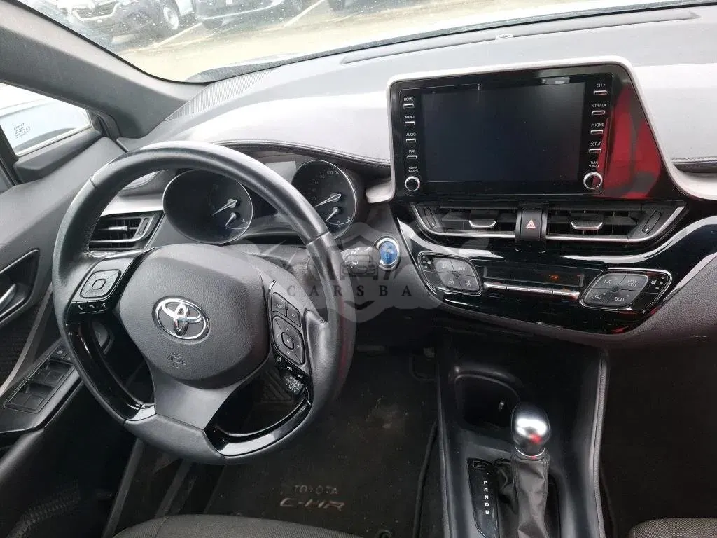Toyota C-HR 1.8 Business 2022