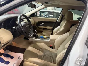 Land Rover Range Rover Evoque 2.2 TD4 Pure 2012
