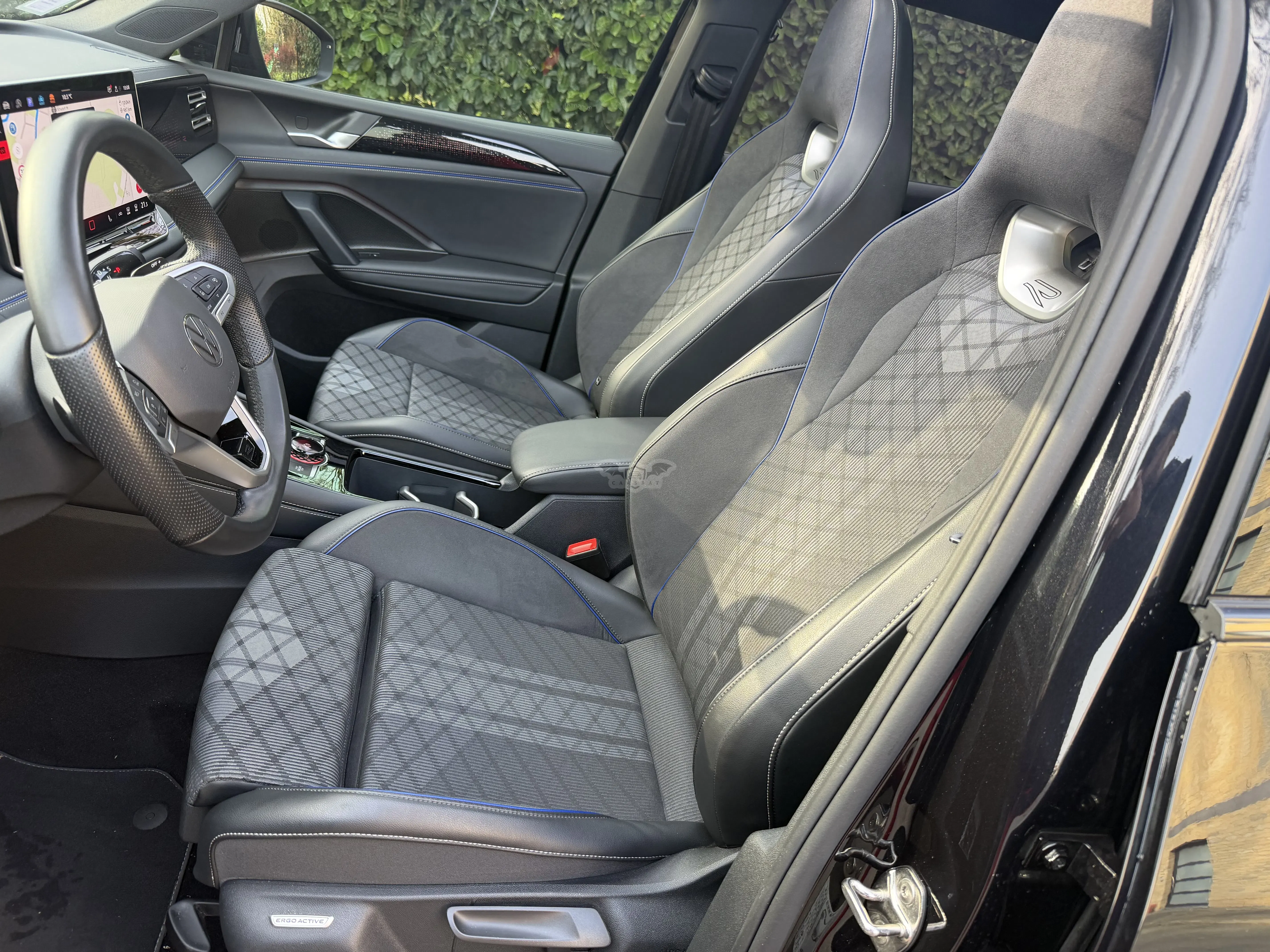 Volkswagen Tiguan 2.0 TDI R-Line 2024