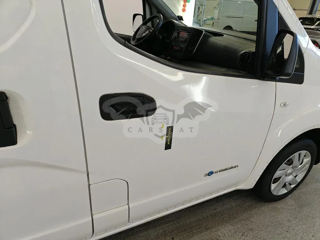 Nissan NV200 2021