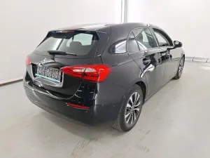 Mercedes-Benz A 160 Business Solution 2021