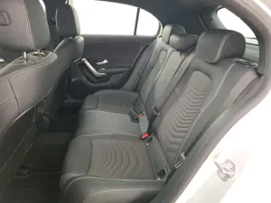 Mercedes-Benz A 200 Business Line 2023