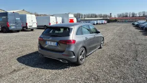 Mercedes-Benz B 180d Premium 2022