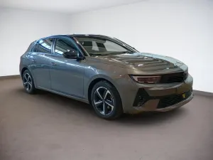 Opel Astra 1.2 GS 2025
