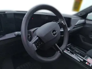 Opel Astra 1.2 GS 2025