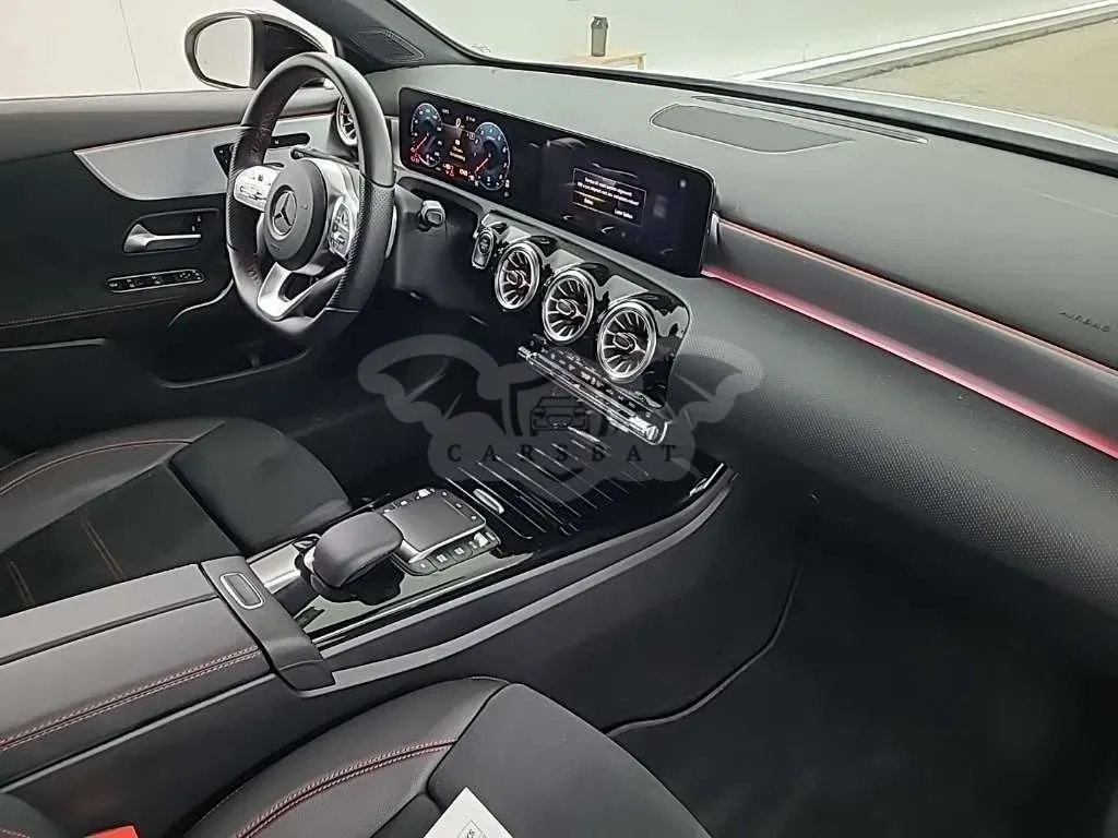 Mercedes-Benz A 200 Business Solution AMG 2021