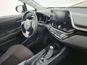 Toyota C-HR 1.8 Business 2022