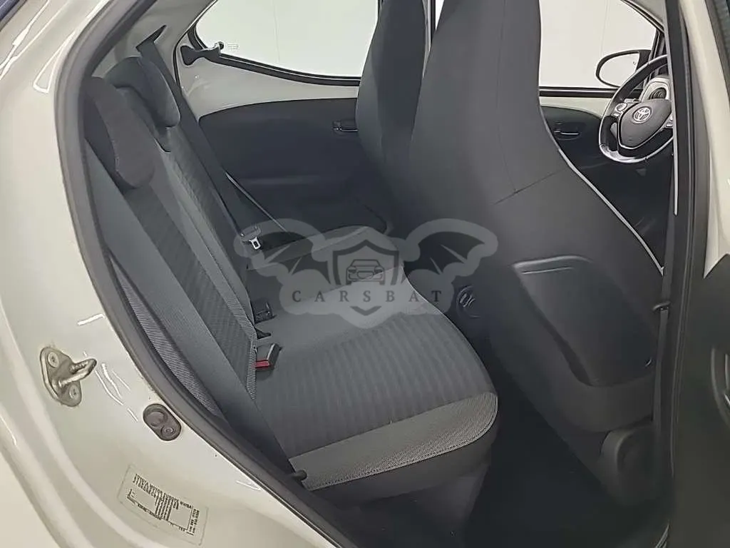 Toyota Aygo 1.0 VVT-i X-Play 2019