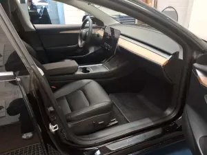 Tesla Model 3 Standard Range Plus 2022