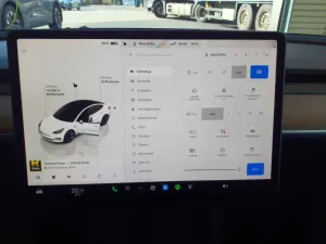 Tesla Model 3 Standard Range 2023