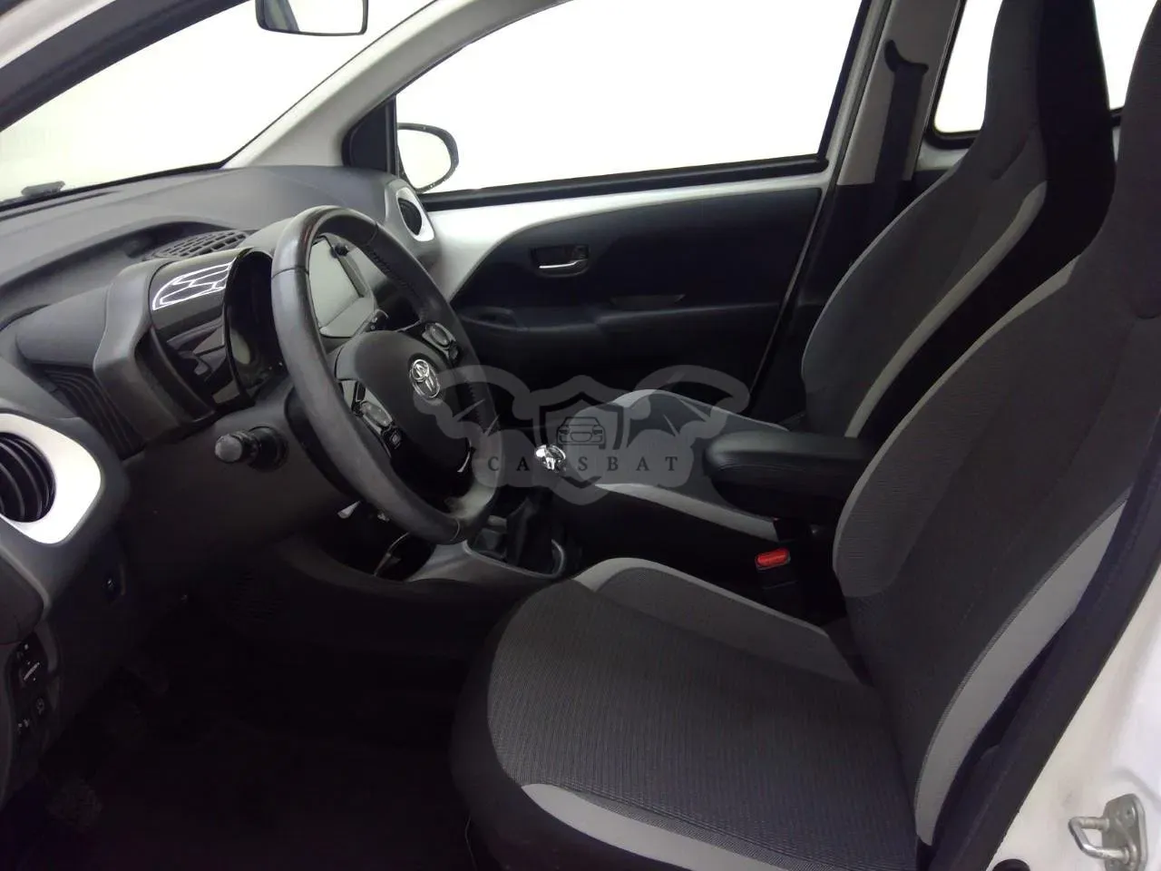 Toyota Aygo 1.0 VVT-i X-Play 2021
