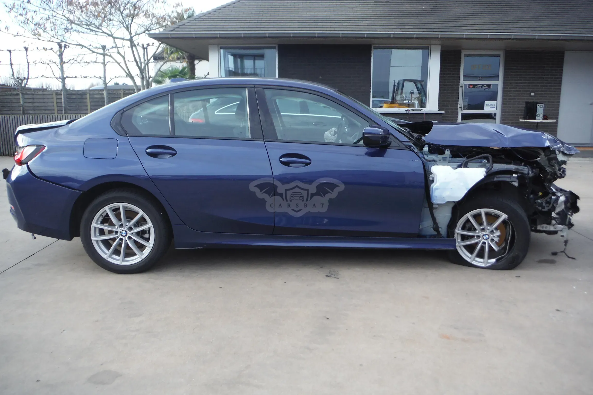 BMW 3 Series 318i 2024