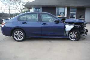 BMW 3 Series 318i 2024