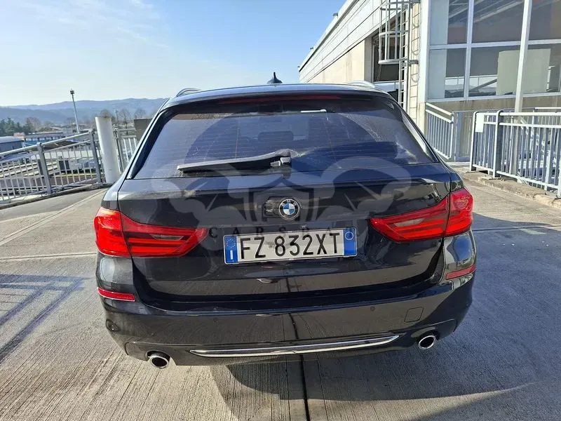 BMW 5 Series Touring 520d 2019