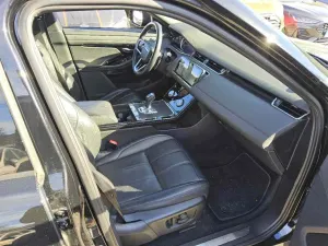 Land Rover Range Rover Evoque R-Dynamic SE 2022