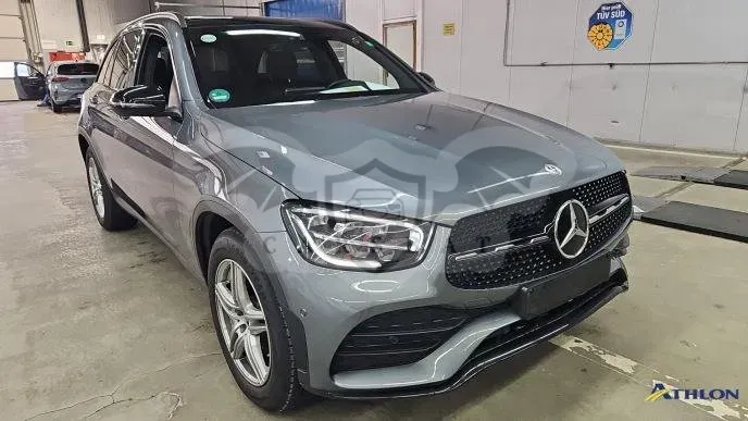 Mercedes-Benz GLC 200d AMG Line 2022