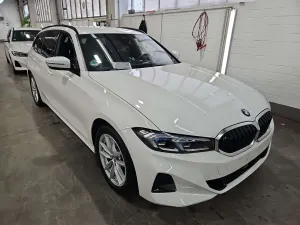 BMW 3 Series Touring 318d 2023
