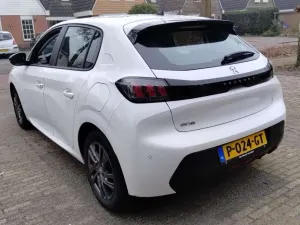 Peugeot 208 1.2i Active Pack 2022