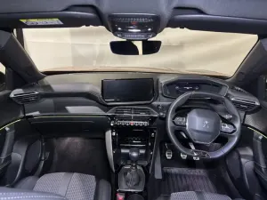 Peugeot 2008 1.2i GT 2022