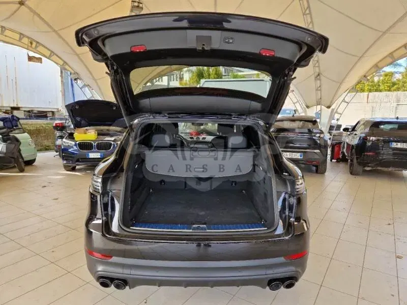 Porsche Cayenne 3.0 2020