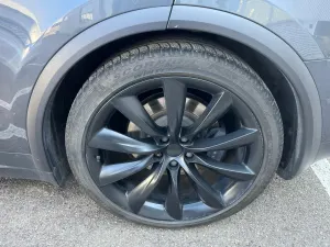 Tesla Model X 2018
