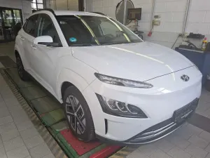 Hyundai Kona e-Kona Plus 2021