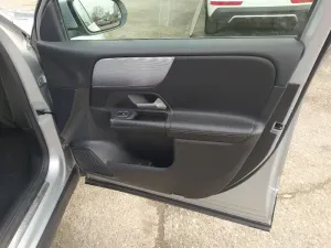 Mercedes-Benz GLB 180d 2021