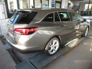 Opel Astra 2021