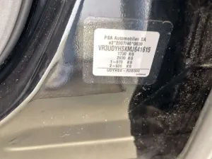 Peugeot 2008 1.5 HDI Allure 2021