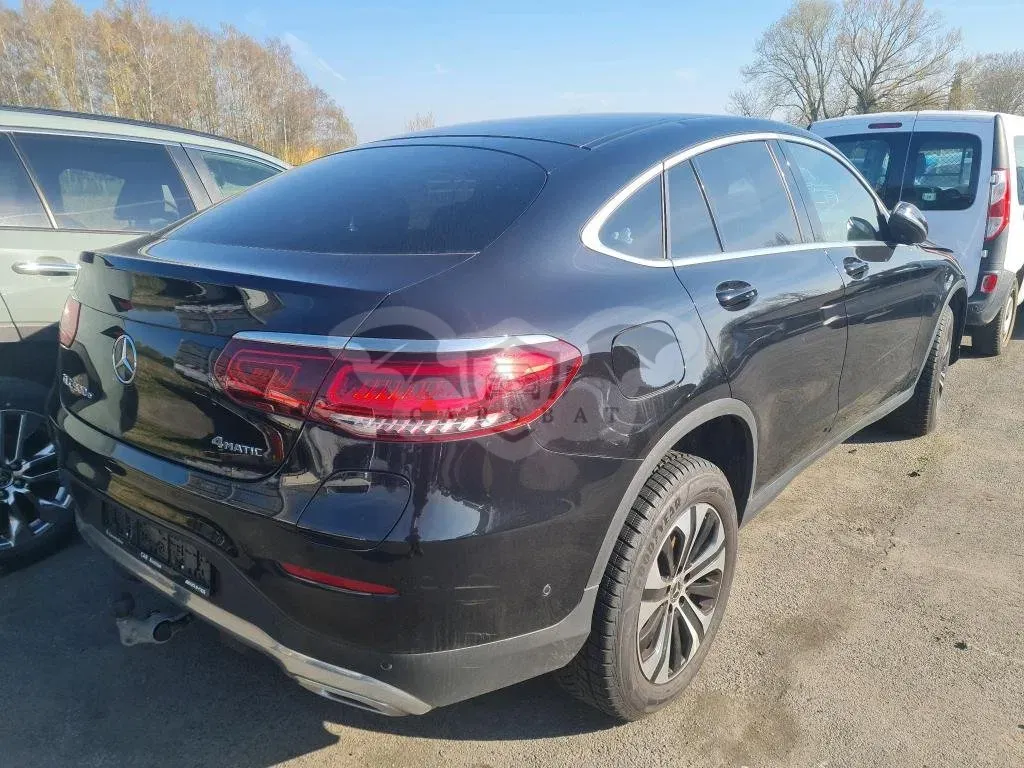 Mercedes-Benz GLC Coupé 300e Business 2021