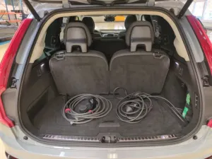 Volvo XC90 Ultra Dark 2025