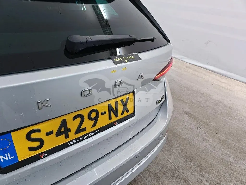 Skoda Octavia Combi 1.5 TSI Business 2023