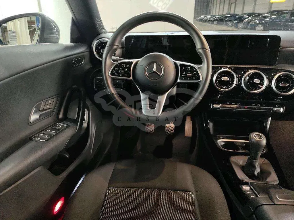 Mercedes-Benz CLA 180 Business Solution 2022