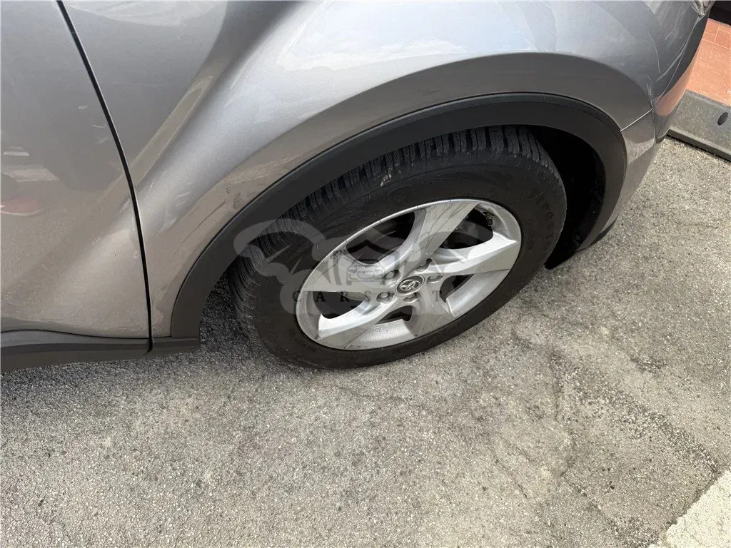 Toyota C-HR 1.8 Business 2018