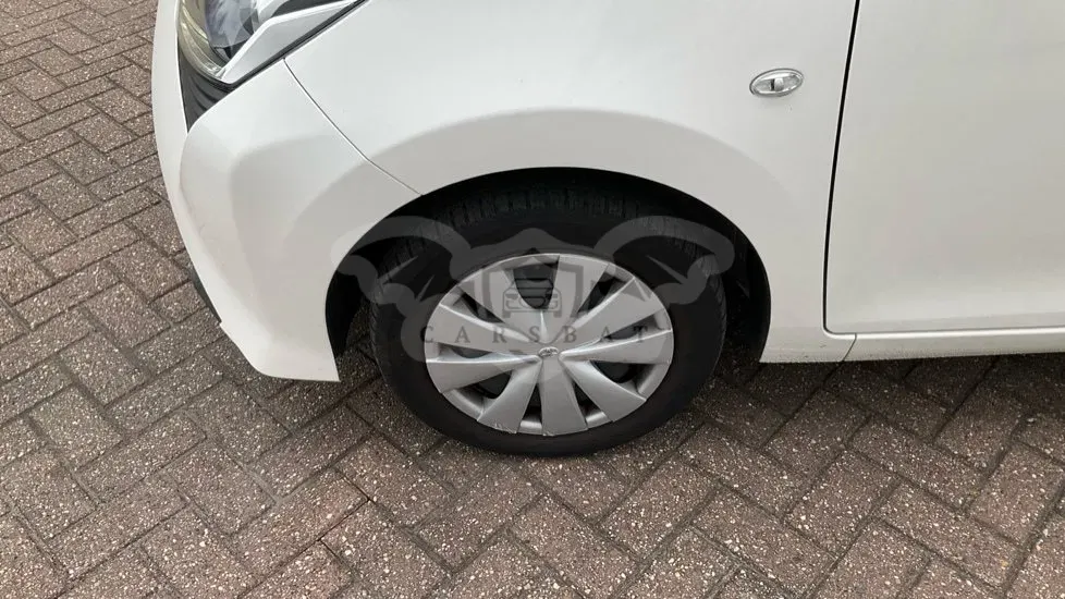 Toyota Aygo 1.0 VVT-i X-Fun 2021