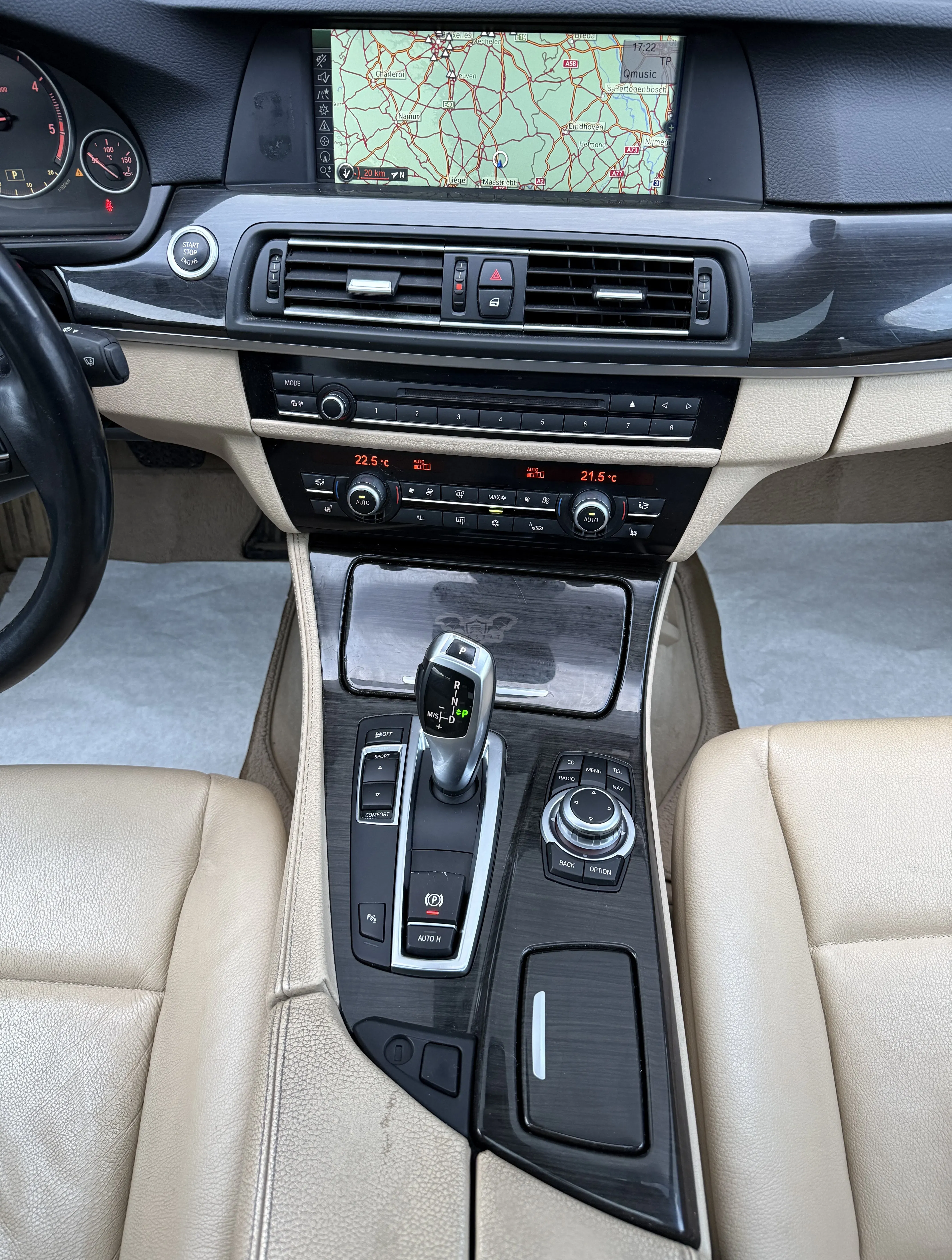 BMW 5 Series 525d 2010