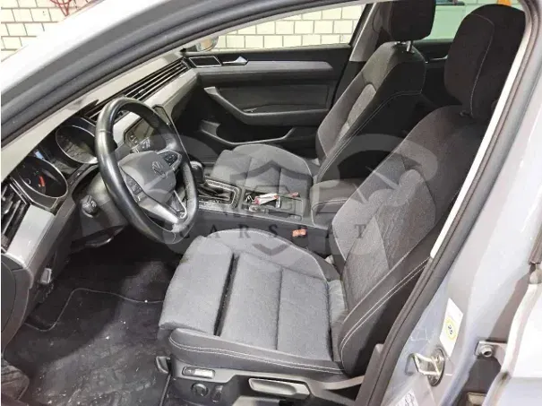 Volkswagen Passat Variant 2.0 TDI Business 2023