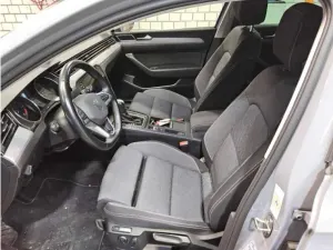 Volkswagen Passat Variant 2.0 TDI Business 2023