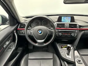 BMW 3 Series Touring 318d Sport 2015