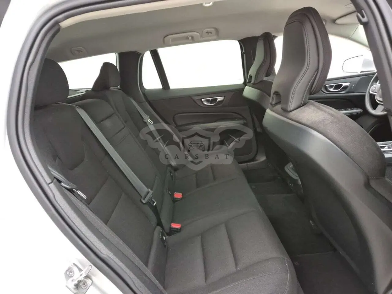 Volvo V60 B3 Momentum Pro 2021