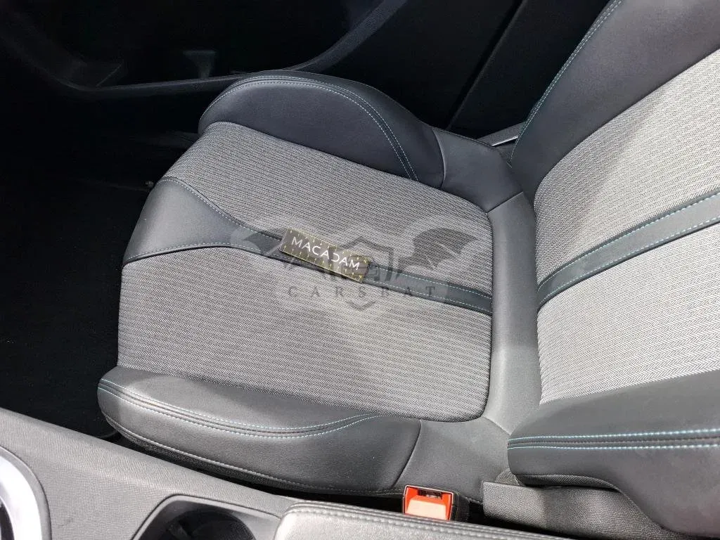 Peugeot 5008 1.5 HDI Allure Pack 2023