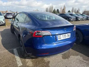 Tesla Model 3 2022