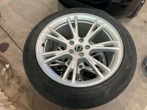 Tesla Model Y Long Range 2023