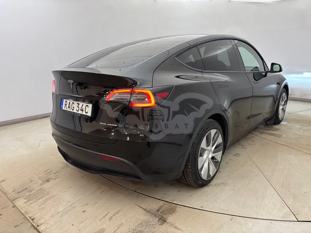 Tesla Model Y Long Range 2023