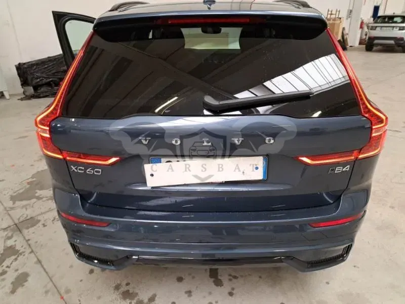 Volvo XC60 B4 Plus Dark 2023
