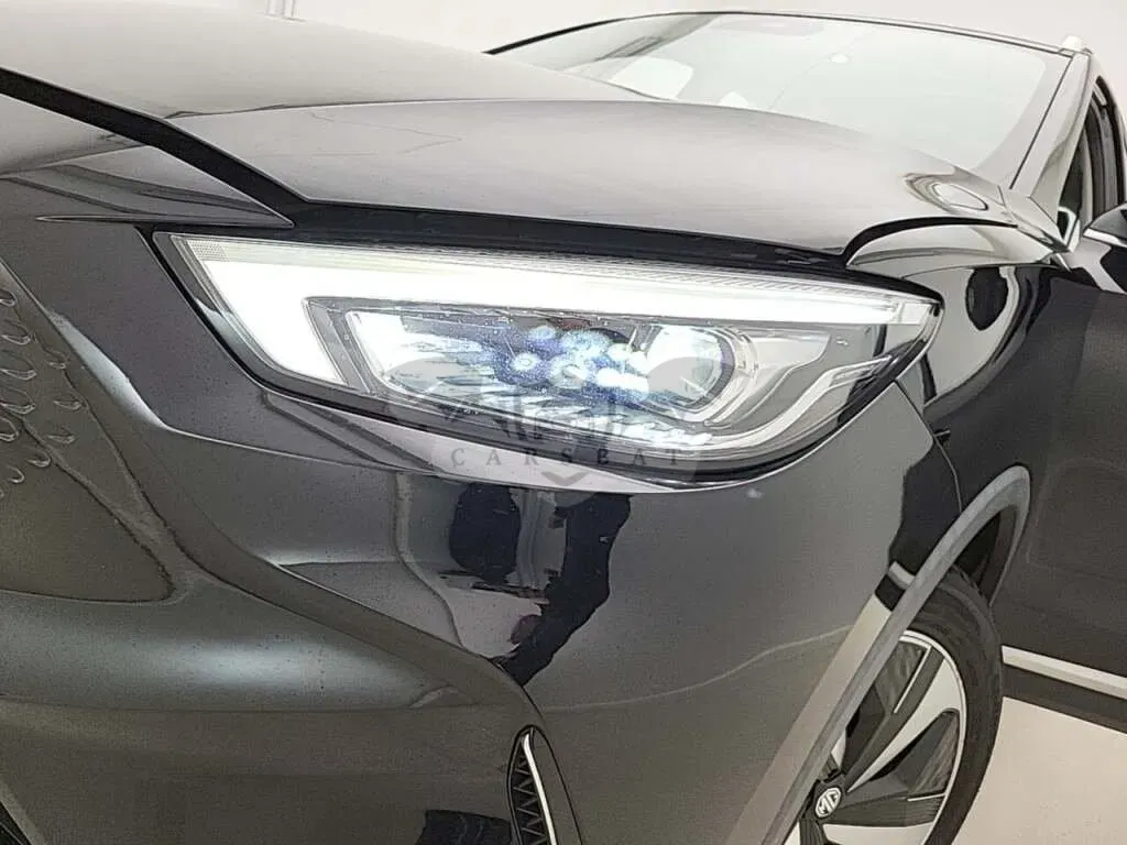 MG ZS Luxury 2021