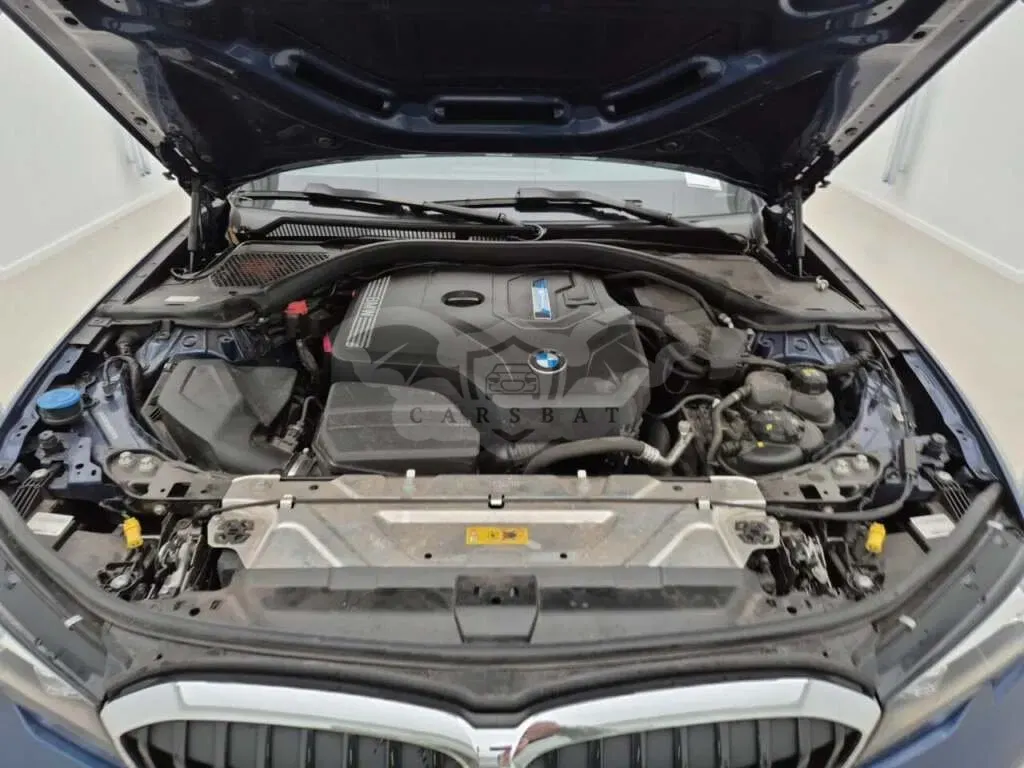 BMW 3 Series Touring 330e High Executive 2021