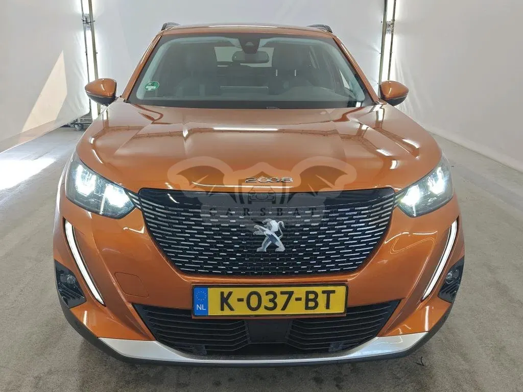 Peugeot 2008 1.2i Allure 2020