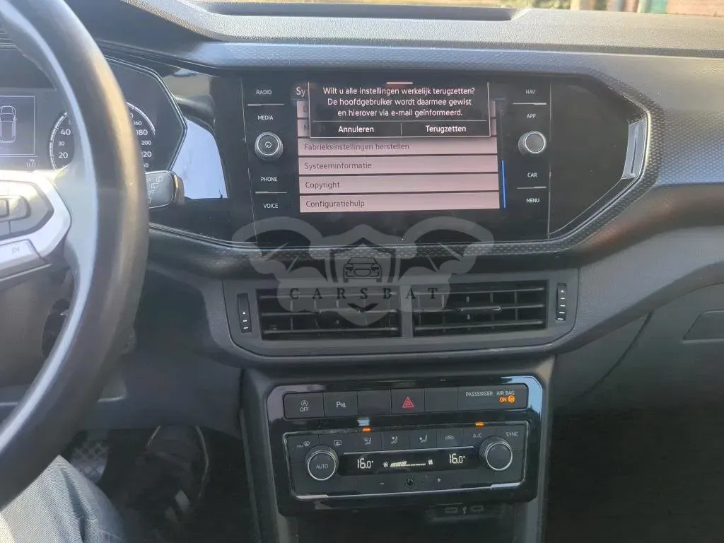 Volkswagen T-Cross 1.0 TSI Life Business 2021