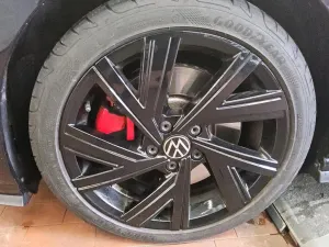 Volkswagen Golf GTI 2.0 TSI 2023